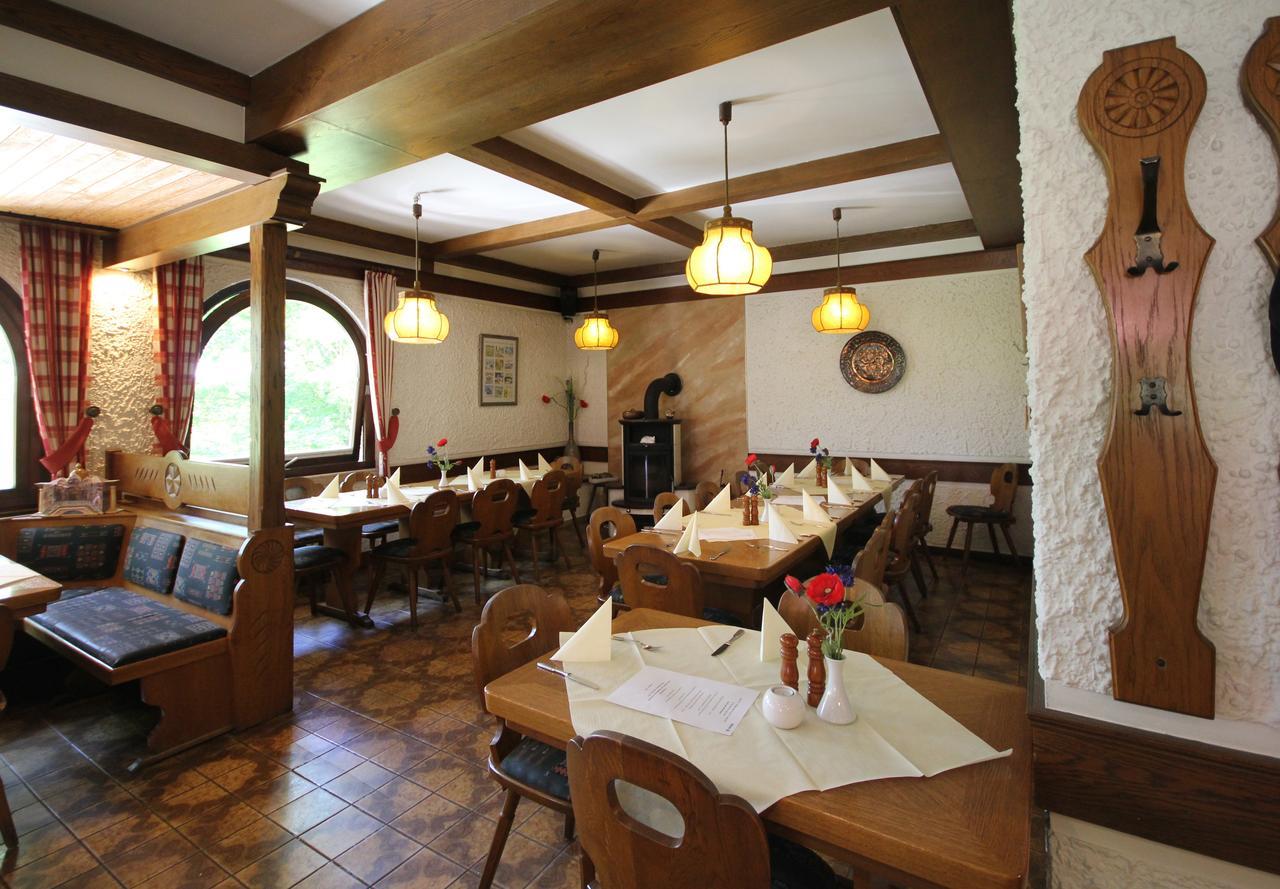 Fruhstuckshotel Grillenburg Фулда Екстериор снимка